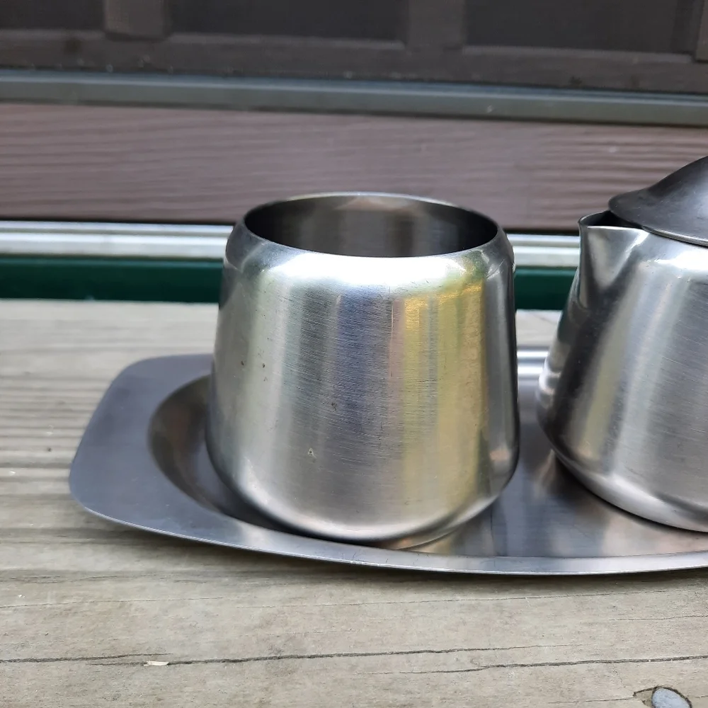 Vintage Oneida 18/8 Stainless Steel Astrid Creamer And Covered Sugar Bowl Set